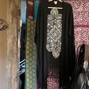 Beautiful wrap with fringe